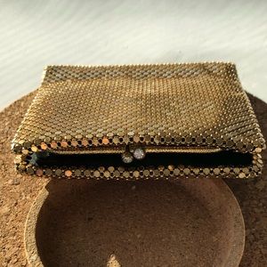 VINTAGE GOLD MESH WALLET